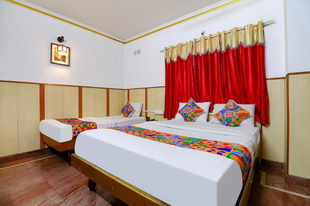Fabhotel Shivaals Residency - Rajajinagar Bangalore Bagian luar foto