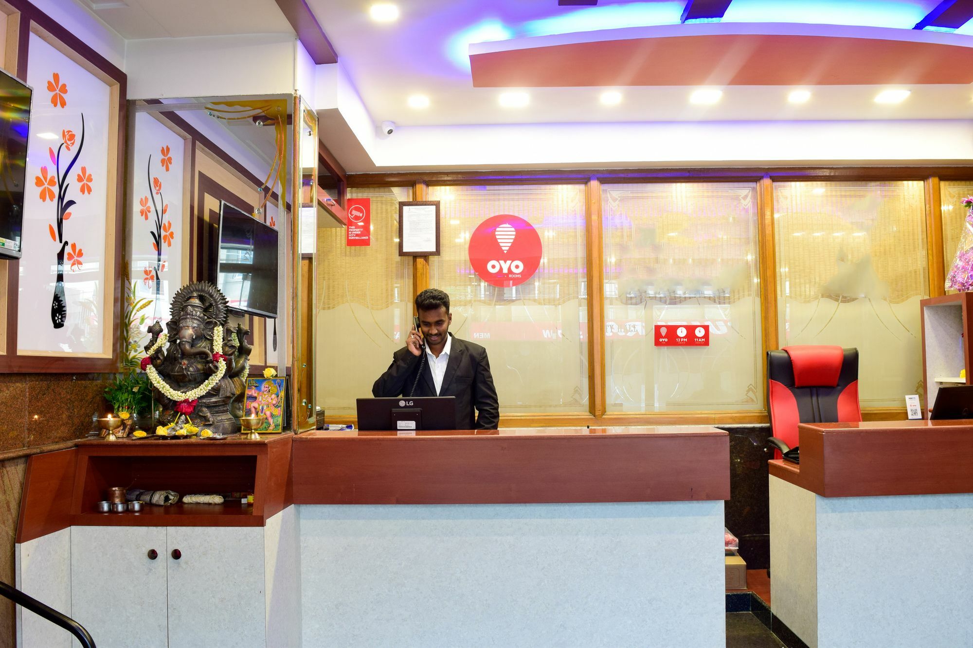 Fabhotel Shivaals Residency - Rajajinagar Bangalore Bagian luar foto