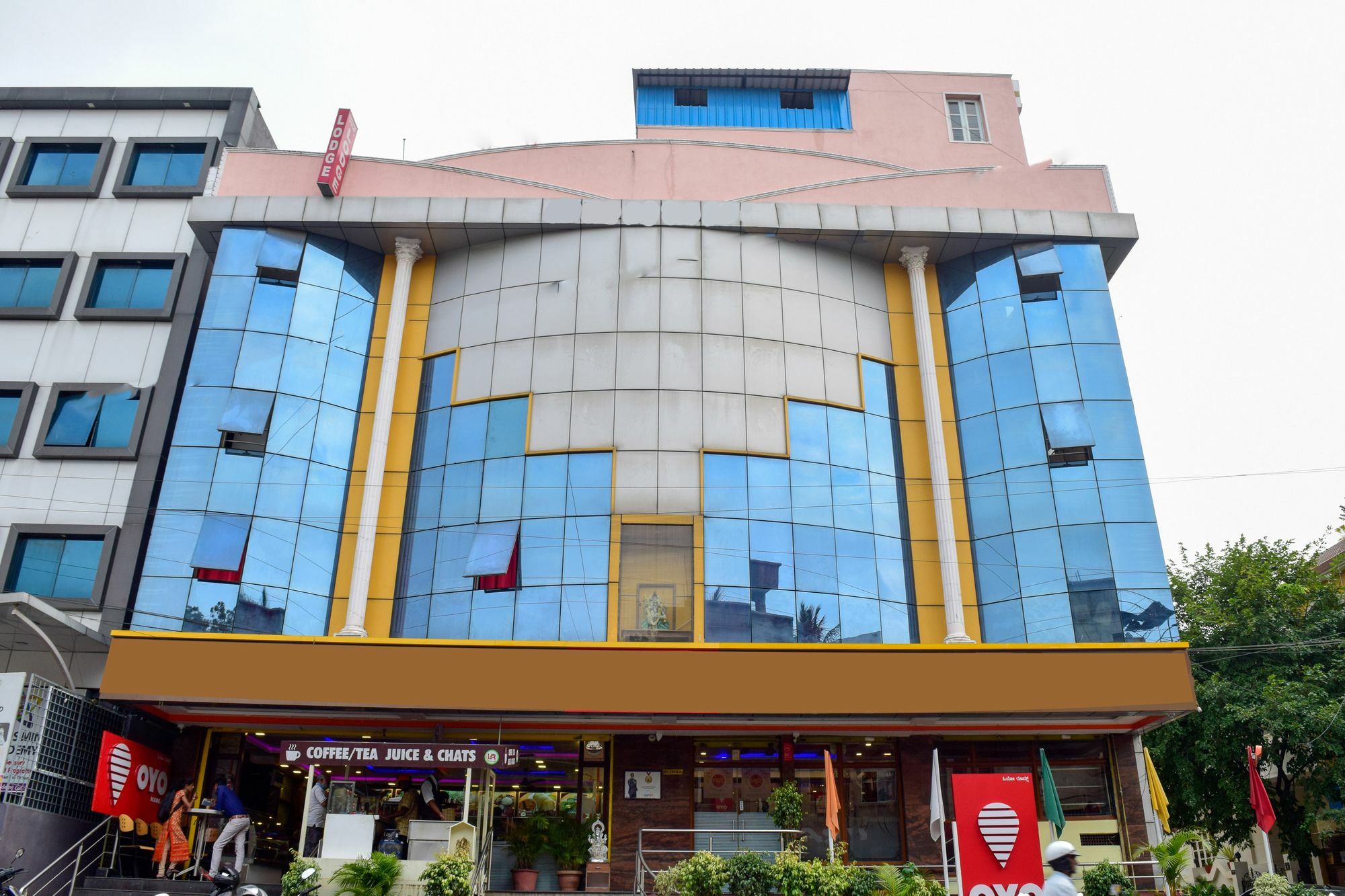 Fabhotel Shivaals Residency - Rajajinagar Bangalore Bagian luar foto