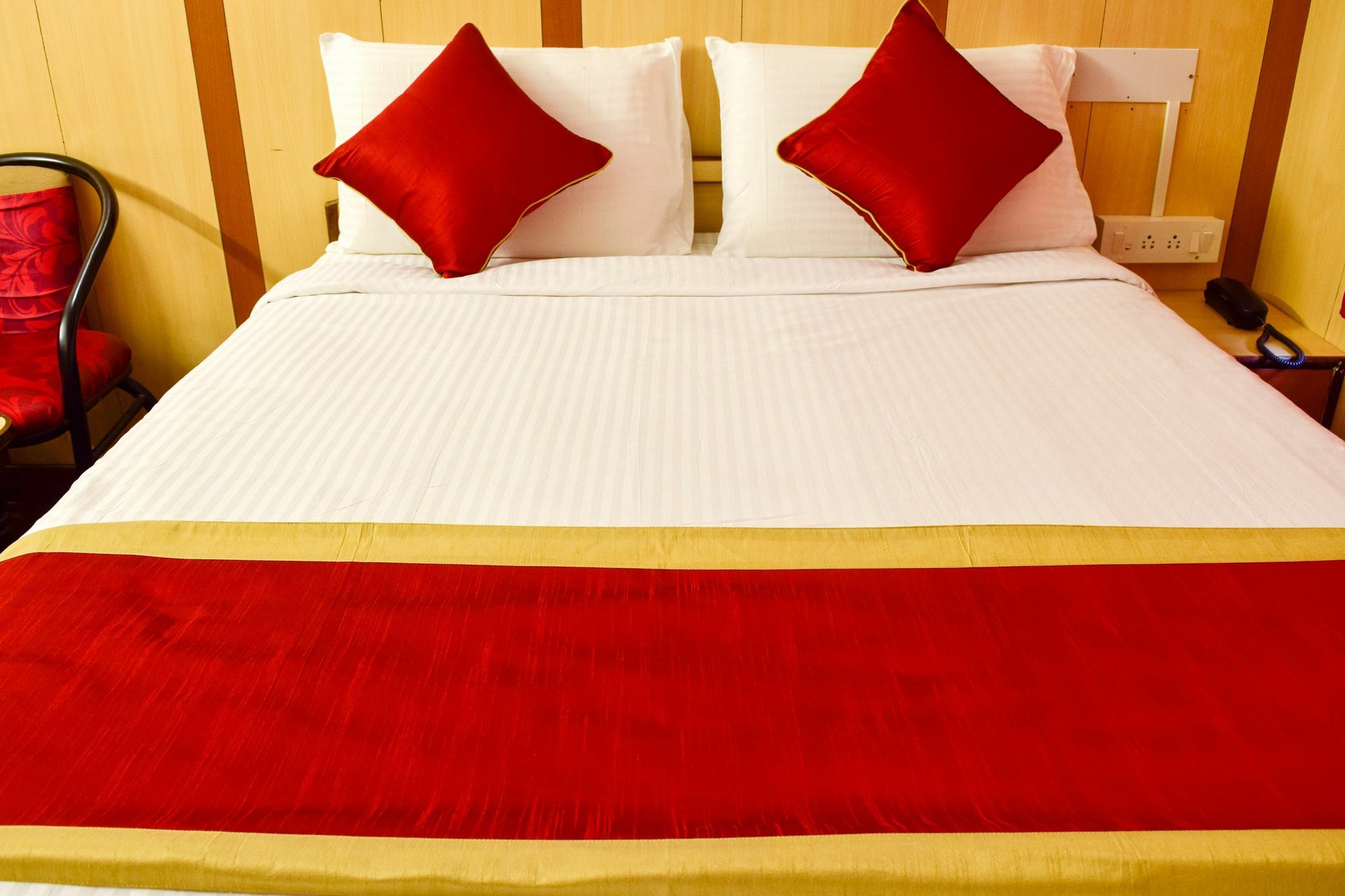 Fabhotel Shivaals Residency - Rajajinagar Bangalore Bagian luar foto